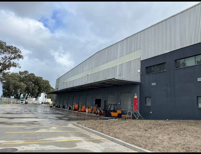 10,548M² WAREHOUSE TO LET IN PAROW INDUSTRIAL