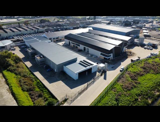 INDUSTRIAL PROPERTY TO RENT IN STIKLAND INDUSTRIAL