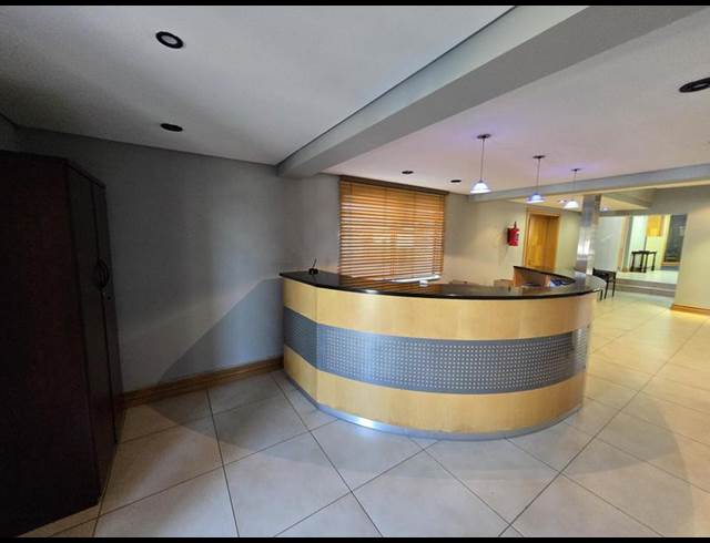 BUSINESS PROPERTY TO RENT IN WELTEVREDEN PARK