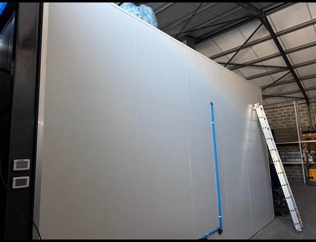 86M² STORAGE UNIT TO LET IN HEX INDUSTRIAL