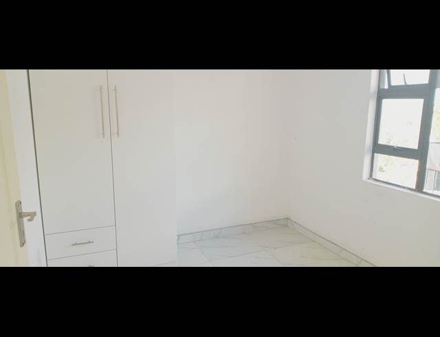 3 bed property to rent in RESERVOIR HILLS