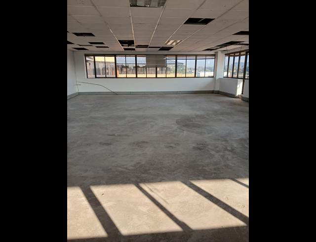 1,246M² OFFICE TO LET IN WESTVILLE