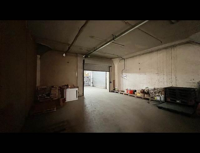 250M² WAREHOUSE TO LET IN SELBY