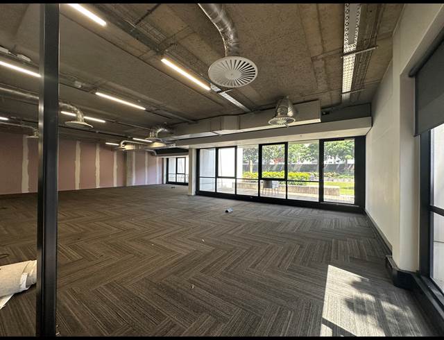 381M² OFFICE TO LET IN SANDTON CENTRAL