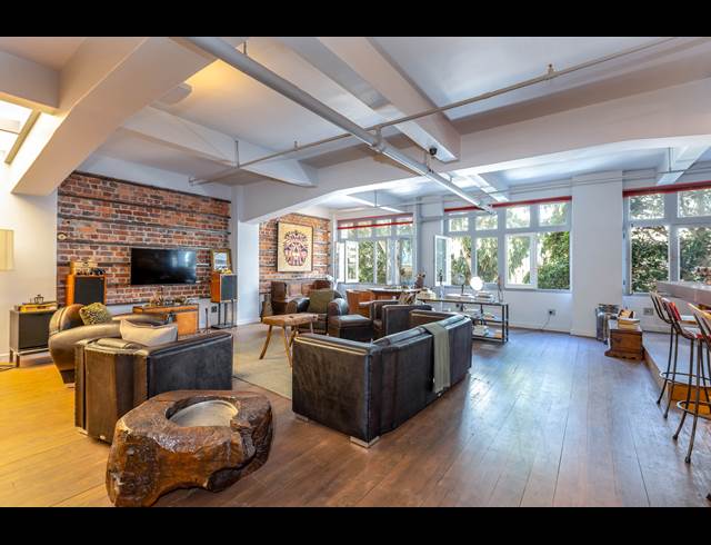 3 BEDROOM APARTMENT TO LET IN CAPE TOWN CITY CENTRE