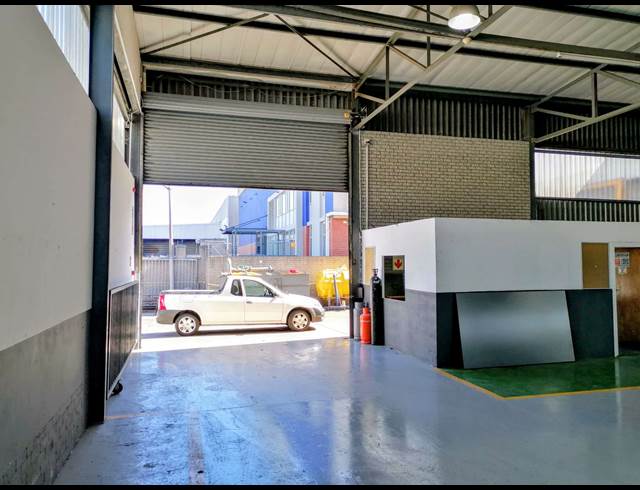 1,500M² WAREHOUSE TO LET IN ELSIES RIVER INDUSTRIAL