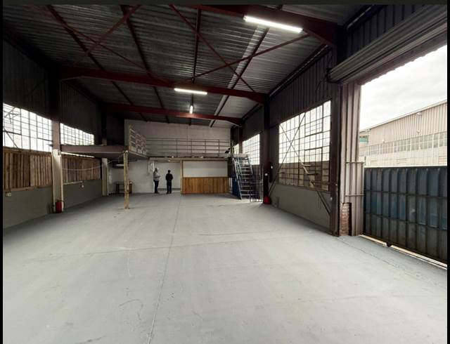 265M² WAREHOUSE TO LET IN WESTMEAD