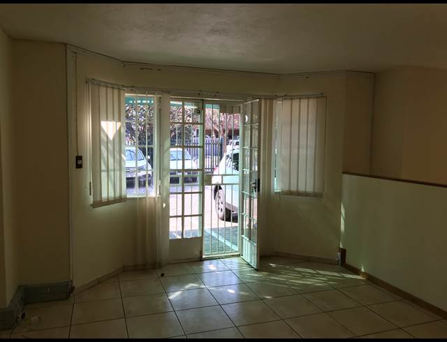 150M² OFFICE TO LET IN NELSPRUIT CENTRAL