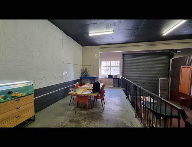 378M² WORKSHOP TO LET IN WOODSTOCK
