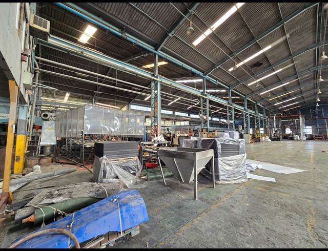 9,057M² FACTORY TO LET IN TUNNEY