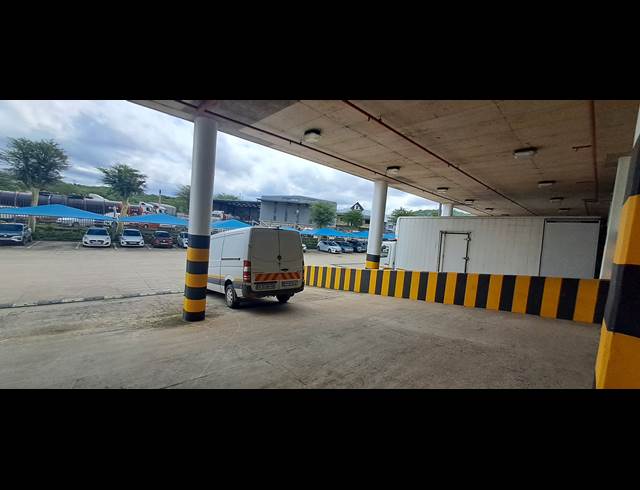 10,000M² WAREHOUSE TO LET IN RIVERHORSE VALLEY