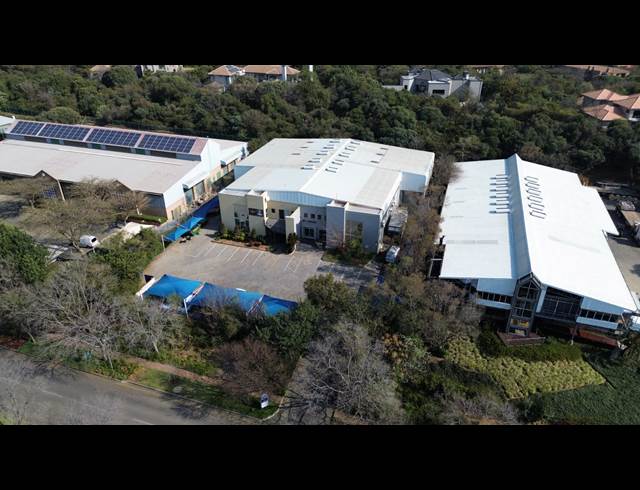 1,894M² WAREHOUSE TO LET IN KYALAMI