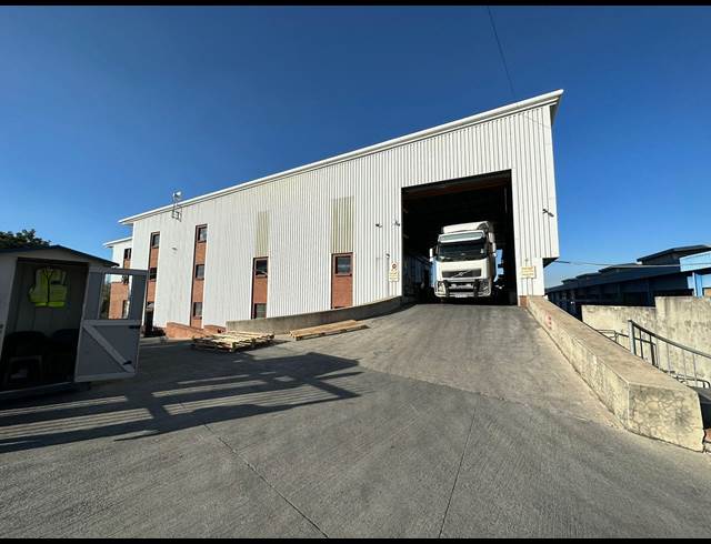 1,796M² WAREHOUSE TO LET IN STRIJDOMPARK