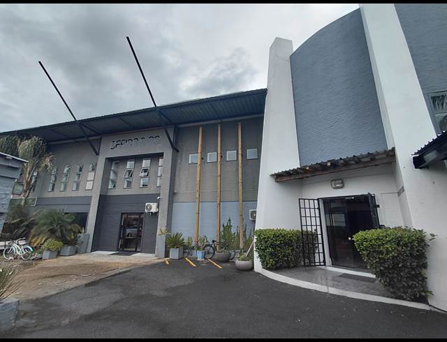 28M² OFFICE TO LET IN KYALAMI