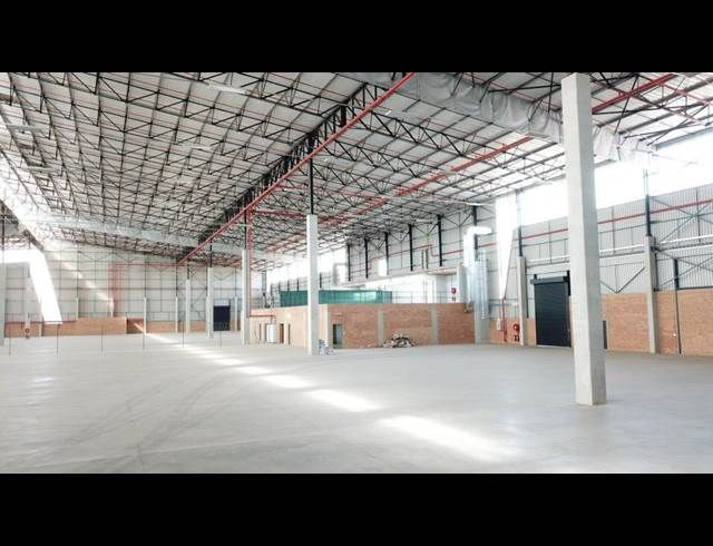 11,819M² WAREHOUSE TO LET IN GOSFORTH PARK