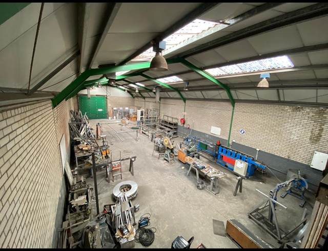 350M² WAREHOUSE TO LET IN EPPING INDUSTRIAL