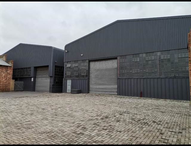 3,000M² WAREHOUSE TO LET IN BENROSE