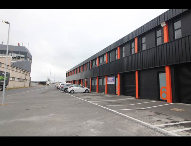 198M² WAREHOUSE TO LET IN NDABENI