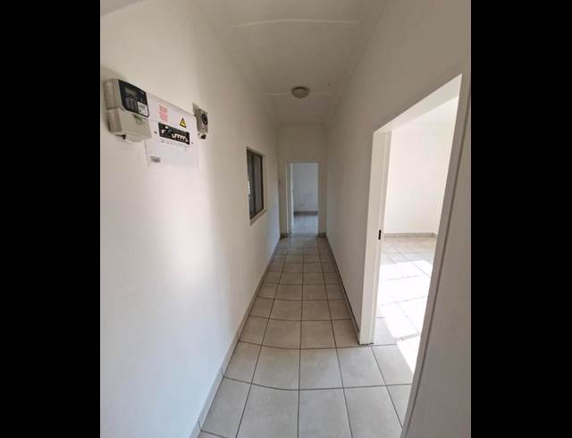 3 BEDROOM PROPERTY TO RENT IN BRENTHURST