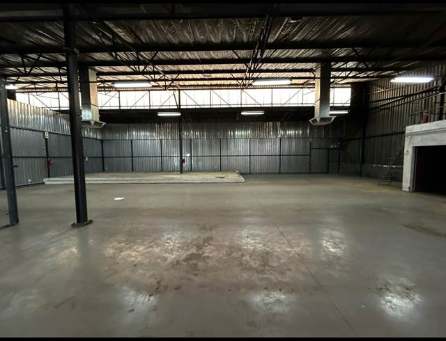 481M² WAREHOUSE TO LET IN KRAMERVILLE