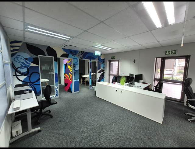 412M² OFFICE TO LET IN GREENSTONE HILL
