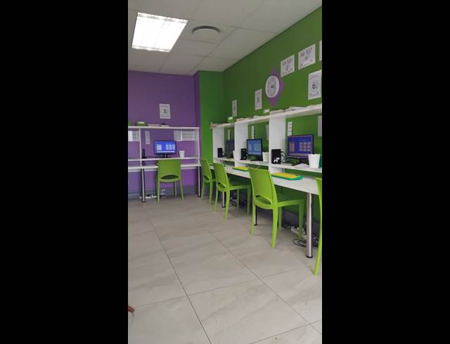 50M² OFFICE TO LET IN MELODIE