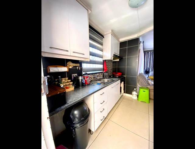 2 BEDROOM PROPERTY TO RENT IN PROTEA GLEN