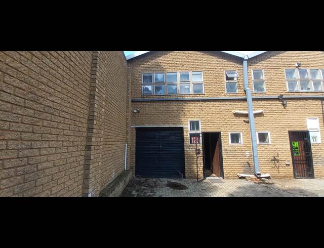 108M² WAREHOUSE TO LET IN GERMISTON NORTH