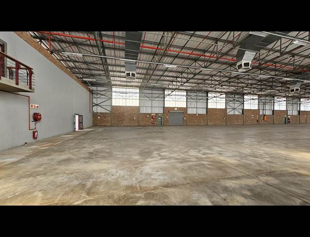 2,700M² WAREHOUSE TO LET IN ROSSLYN