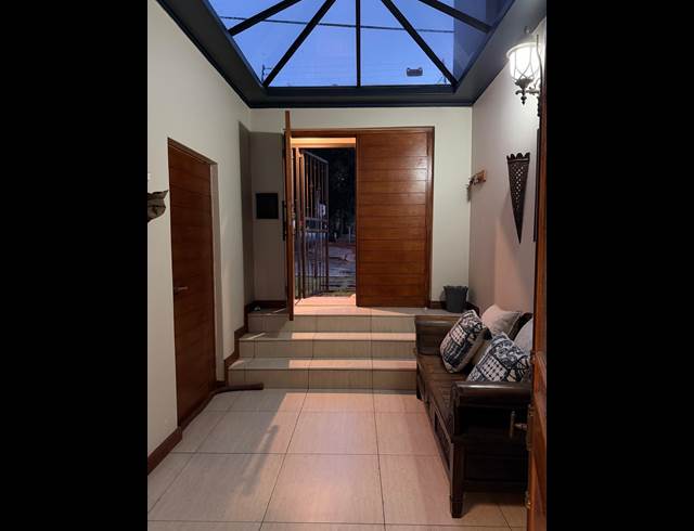 3 BEDROOM HOUSE TO LET IN PARKHURST