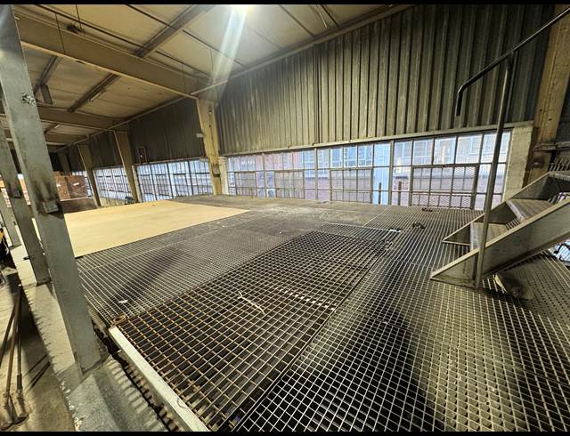 1,322M² WAREHOUSE TO LET IN WYNBERG