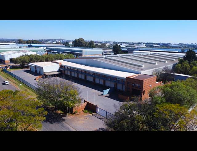 10,786M² WAREHOUSE TO LET IN JET PARK