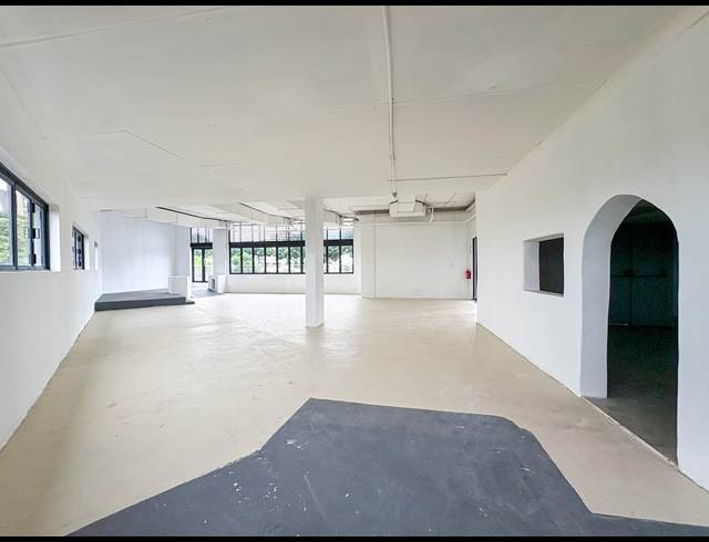 210M² RESTAURANT TO LET IN SUNNINGDALE