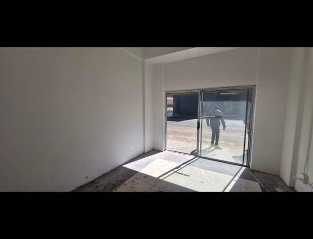 20M² RETAIL TO LET IN SELBY