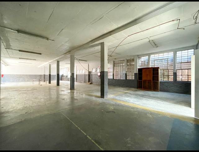 466M² WAREHOUSE TO LET IN NEW GERMANY
