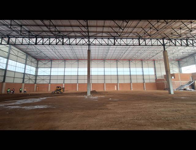 4,292M² WAREHOUSE TO LET IN NORTH RIDING