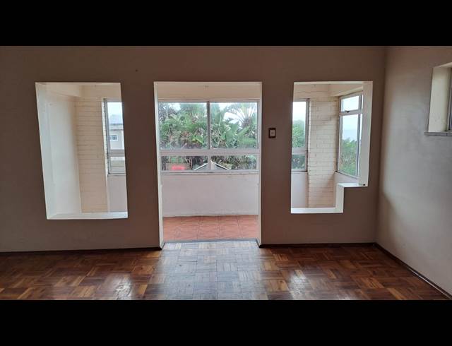 2 bed property to rent in OCEAN VIEW