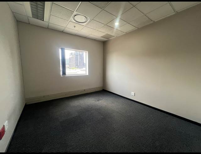 981M² OFFICE TO LET IN ROSEBANK