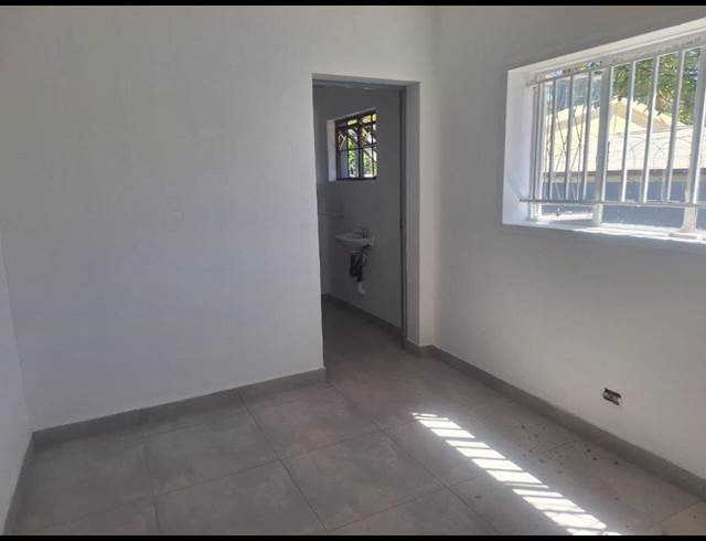 160M² OFFICE TO LET IN NELSPRUIT EXT 1