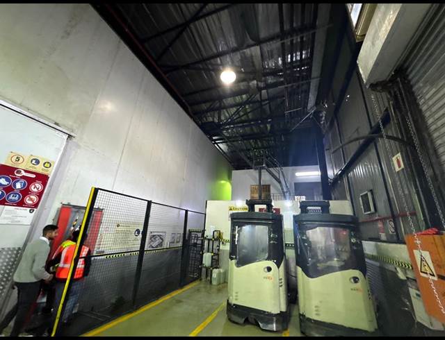 4,572M² WAREHOUSE TO LET IN ORMONDE