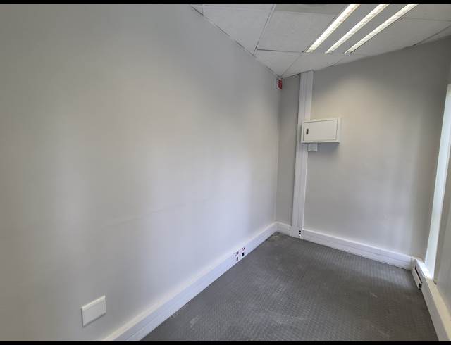 295M² OFFICE TO LET IN SANDTON CENTRAL