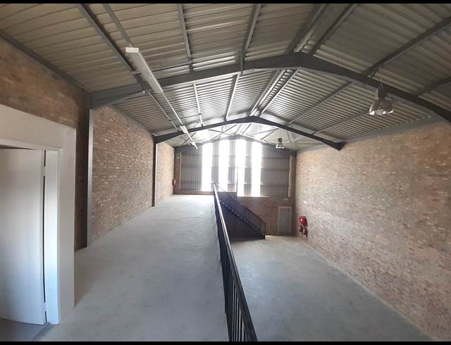 191M² WAREHOUSE TO LET IN LASER PARK
