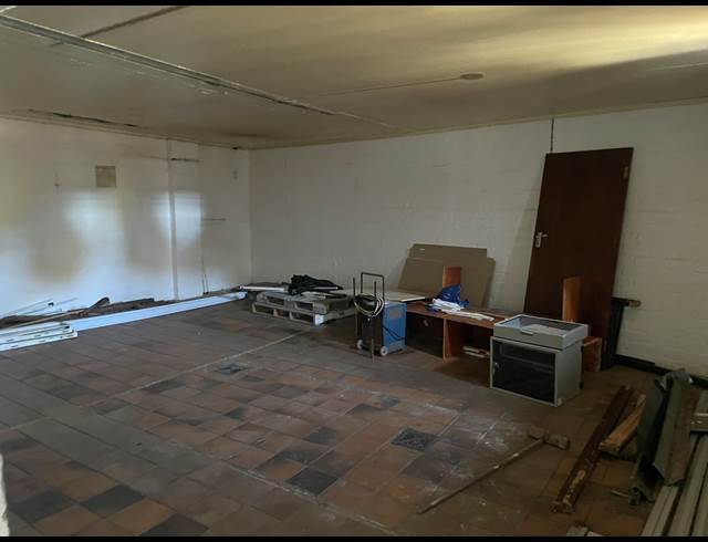 377M² WAREHOUSE TO LET IN OTTERY