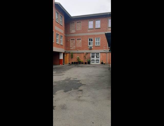 80M² MEDICAL SUITE TO LET IN PIETERMARITZBURG CENTRAL