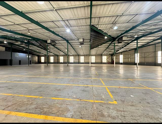 2,609.30M² WAREHOUSE TO LET IN MOUNT EDGECOMBE