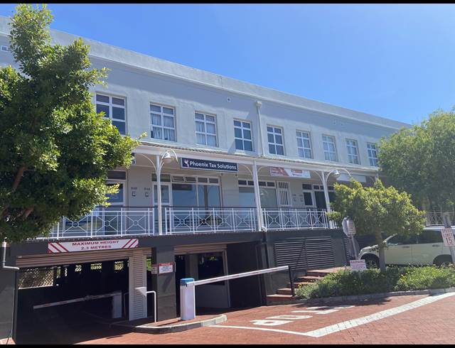 99M² OFFICE TO LET IN WESTLAKE