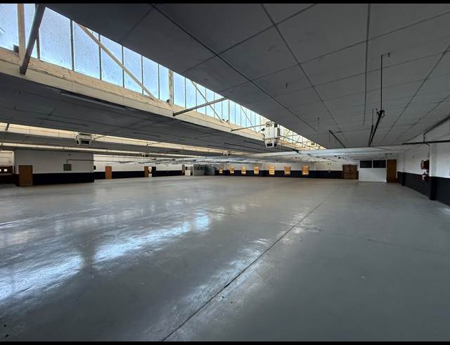 1,235M² WAREHOUSE TO LET IN MALMESBURY INDUSTRIA
