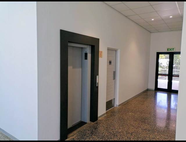 142M² OFFICE TO LET IN DURBANVILLE CENTRAL