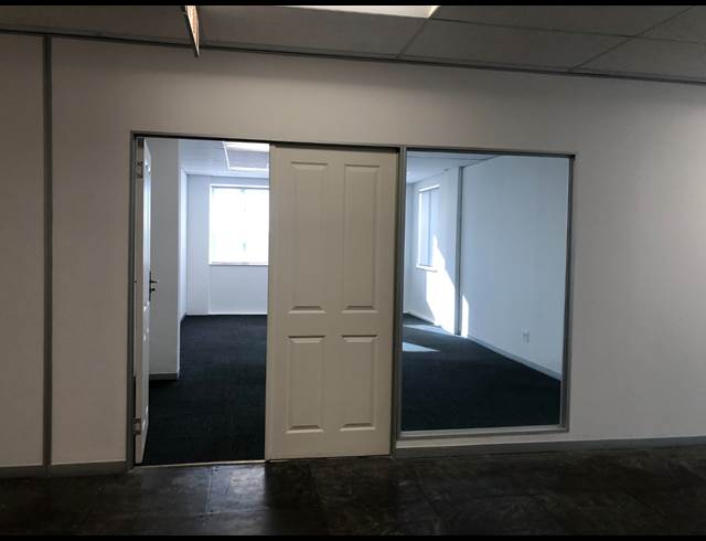 1,396M² OFFICE TO LET IN ILLOVO