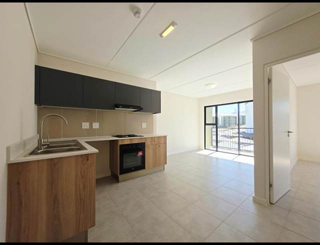 1 BEDROOM PROPERTY TO RENT IN GREENBAY ECO ESTATE